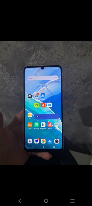 Виво Y04, обмен на айфон