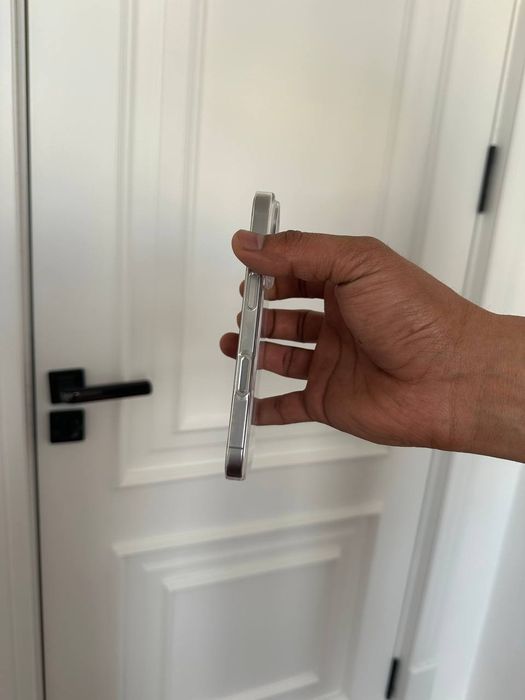 Iphone 16 pro 128 15 cycle 2 ta simkarta ketadi CH/A rigion