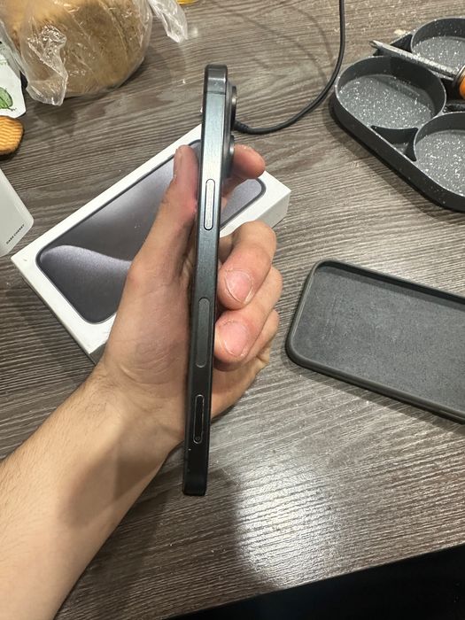 Продам 15 pro Max