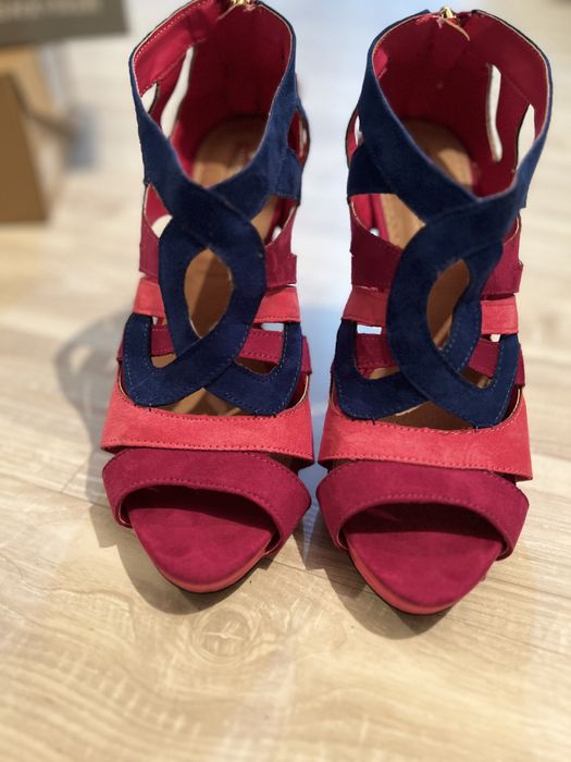 Туфли на шпильке