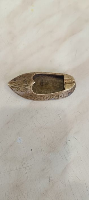 Пепельница башмачок латуневый