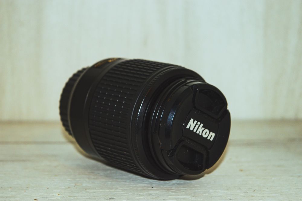 Obiectiv nikon 55-200mm
