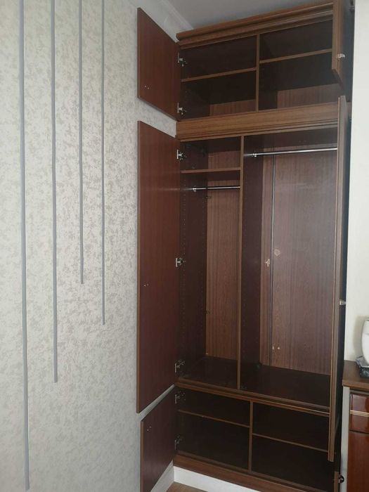 Шкаф для одежды, антресоль и тумба