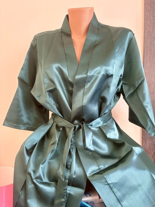 Сатенен халат за Булка, Кума, Шаферка, Абитуриентка