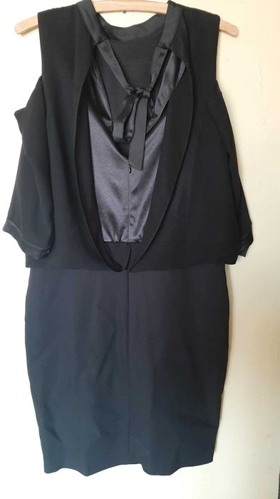 Офицялна черна рокля Junona (XL)