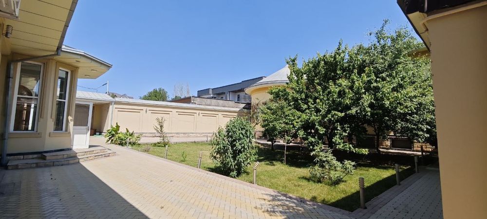 Срочно Продаётся Учаска одно место 2-дома 14-соток Луначарский