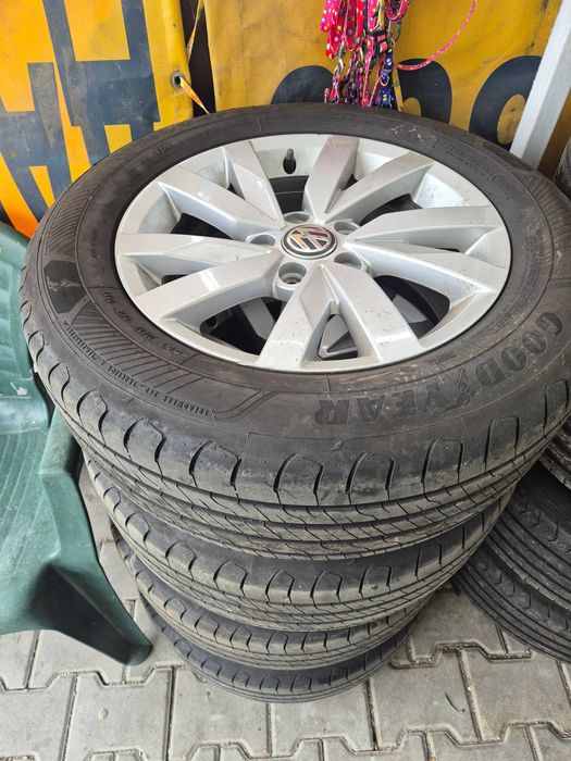 Джанти с гуми VW Passat B8 5x112 R16 215/60/16 оригинални комплект