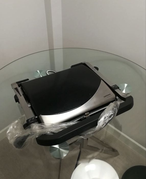 Электрогриль Grundig CG5040