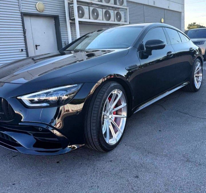 Mercedes Benz GT 43