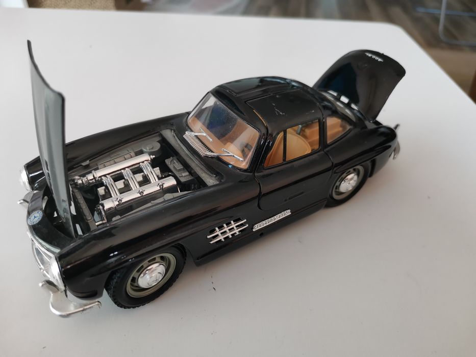 Mercedes 300 sl - Bburago