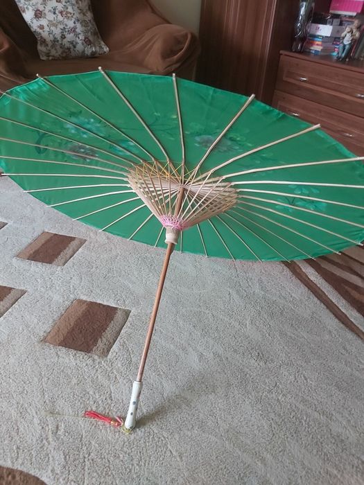 Umbrela chinezeasca de soare.