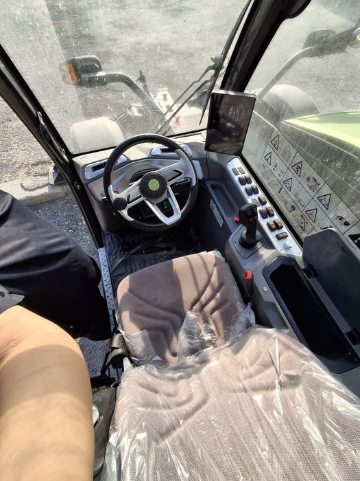 Погрузчик Телескопический Zoomlion ZTH3513 -3.5 tonna Cummins dvigatel