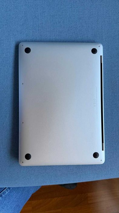 Macbook PRO 2019, Intel i5, 8 Gb RAM, 128 SSD