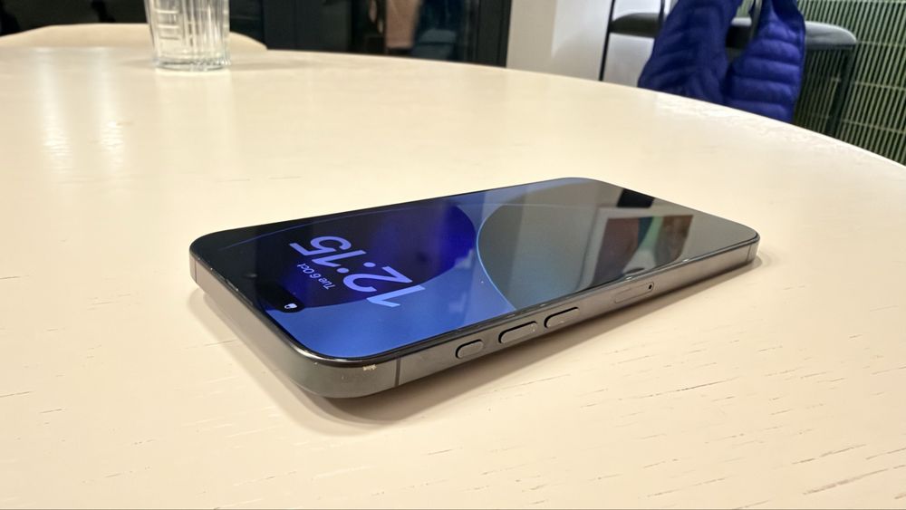Iphone 16 pro max 256 gb black