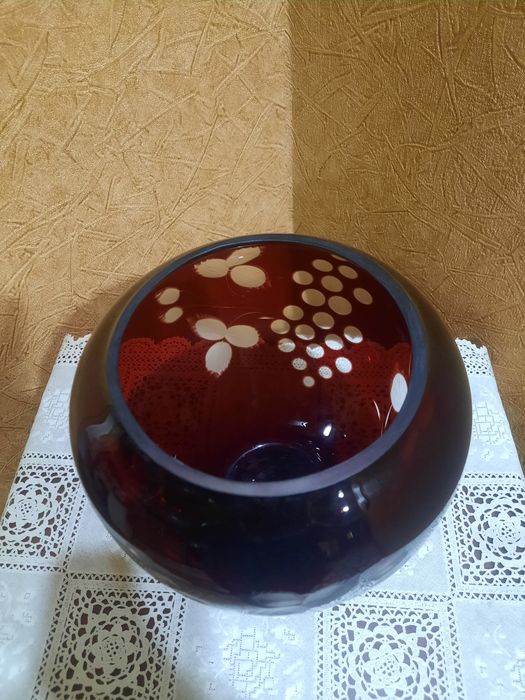 Винтажная ваза округлой формы Дятьковский хрустальный  завод,  1970–19