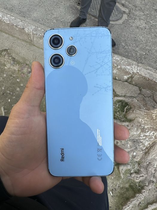 Xiaomi Redmi 12 8+4/256gb