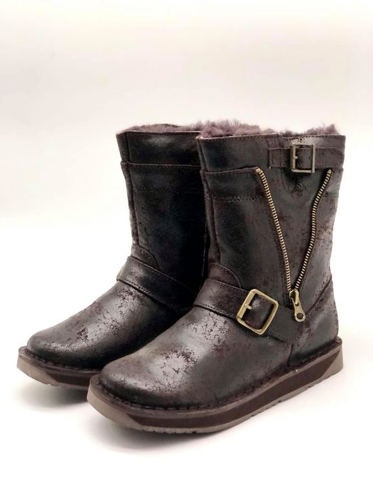 Ghete din piele naturala