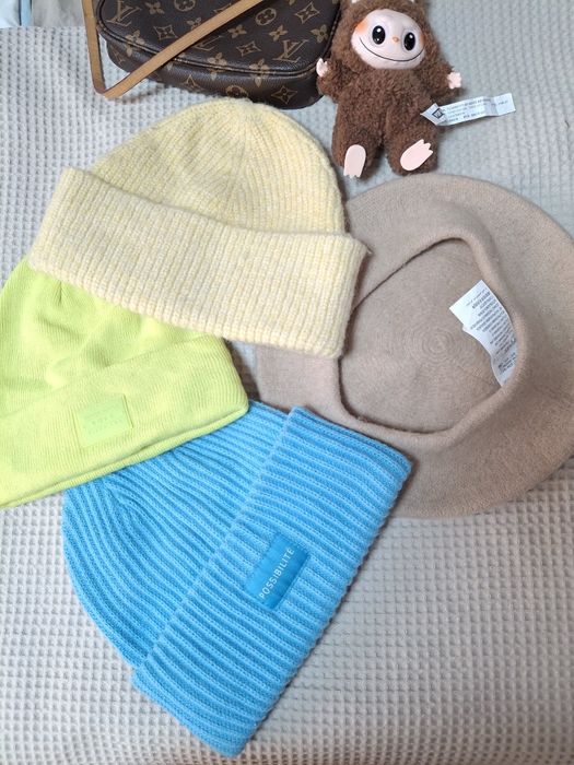 Moncler ,Tommy Hilfiger шапки