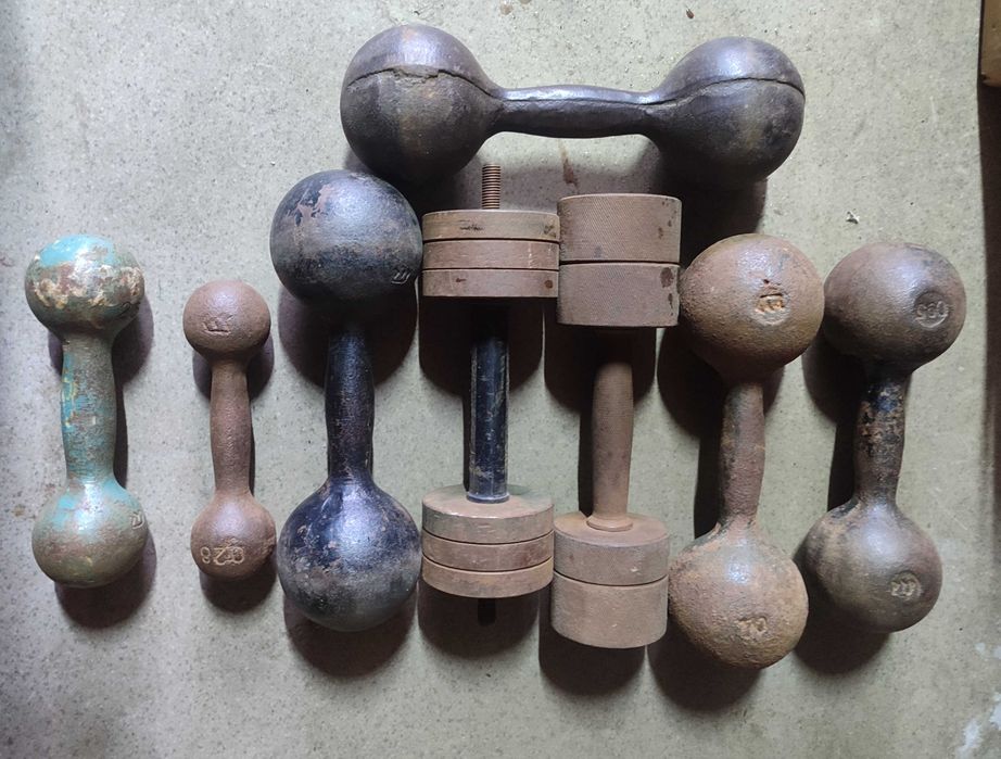 Продам разные гантели