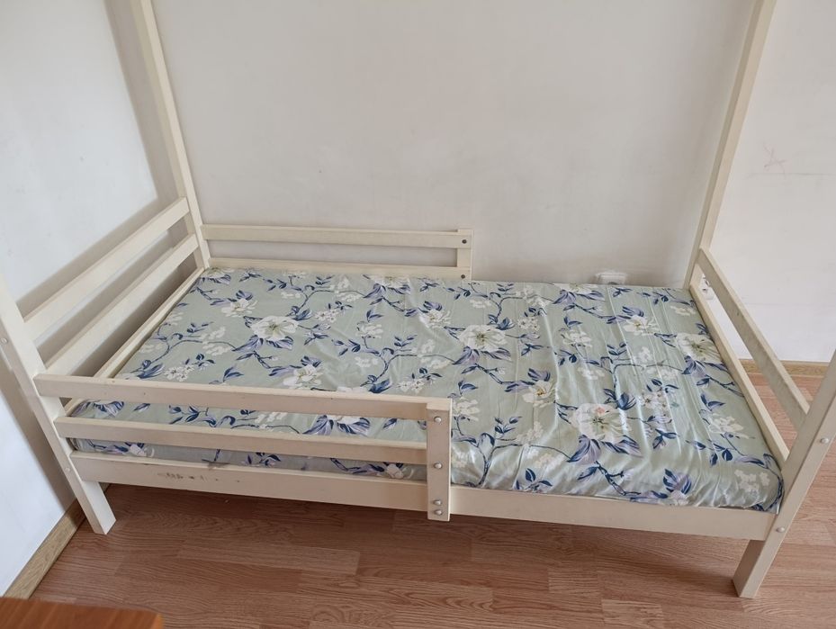 Продам детскую кровать