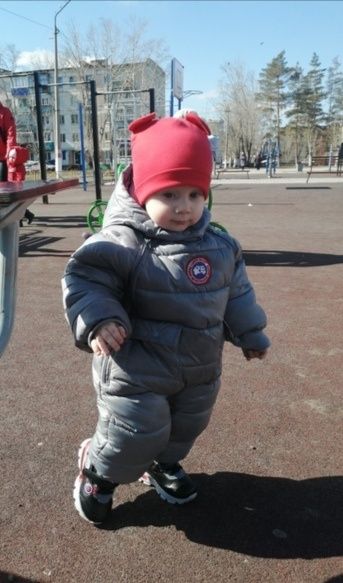 Детский зимний комбинезон