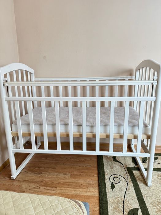 Продам детску кроватку