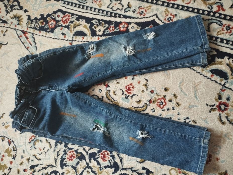 Продаю вещи на мальчика 6-7 лет.