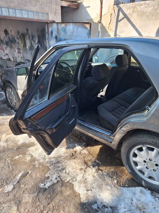 Mercedes-260. Мерседес