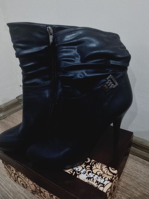 Дамски обувки 38 номер