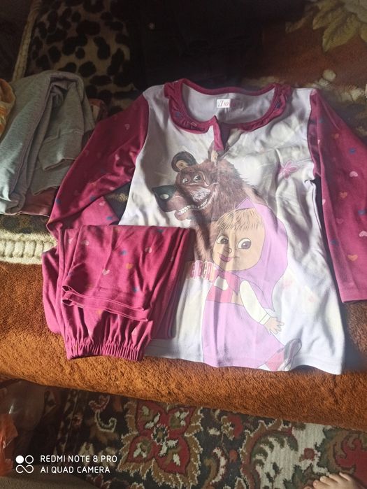 Продам кофту на девочку