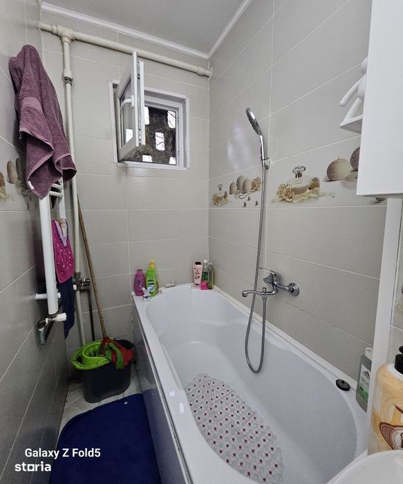 Apartament cu 3 camere de vânzare – Str. Războieni, Oradea!