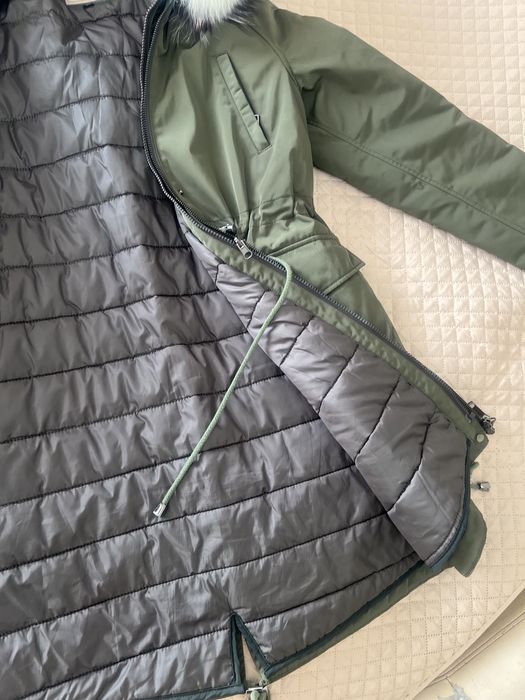 Парка в темно-зеленом цвете