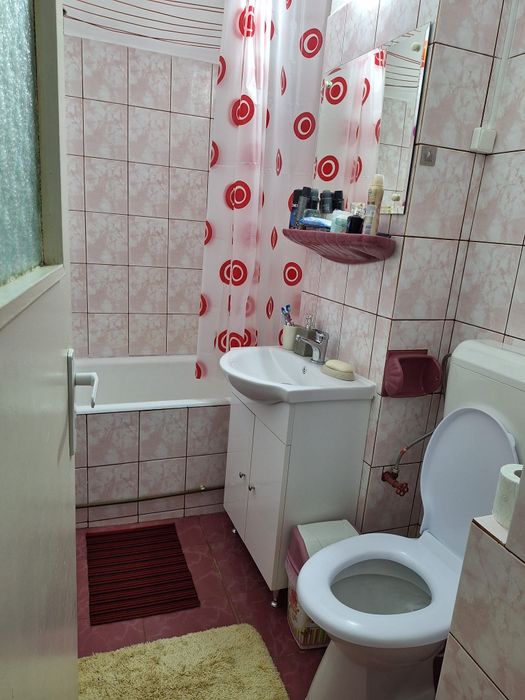 Ofer Garsoniera spre închiriere