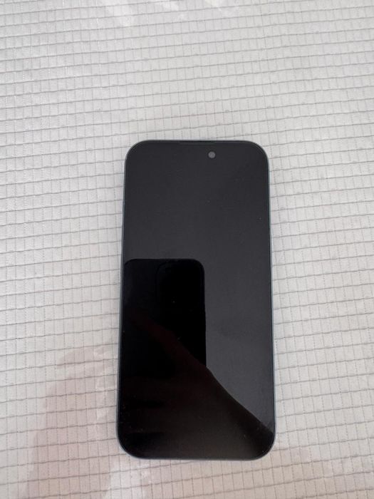 iPhone 16 базовый ,128 гб