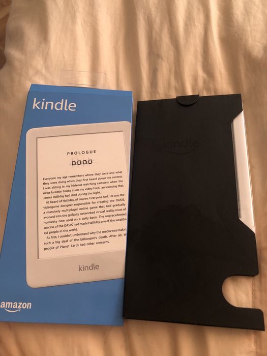 Kindle 10th generation, 6 inch дисплей