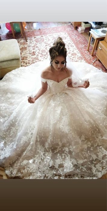 Продам свадебное платье. Так же возможна аренда