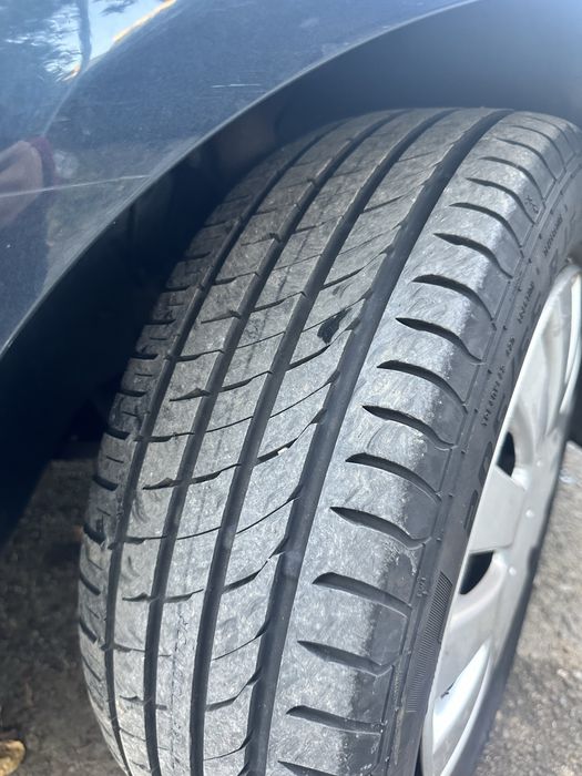 Volkswagen Jetta 1.6 FSI 116 CP