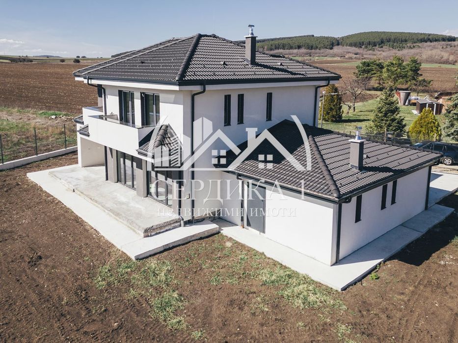 Къща в София, област-гр.Сливница