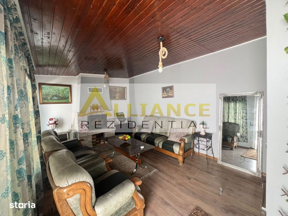 Casa Parter-4 Camere- Teren 300 Mp-Str Miorita