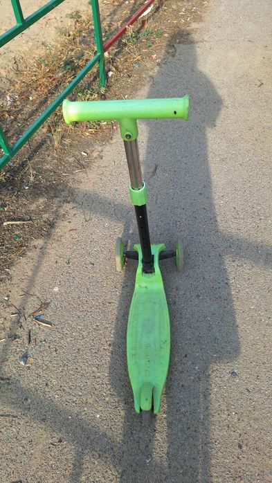 Продам самокат в хорошем состоянии
