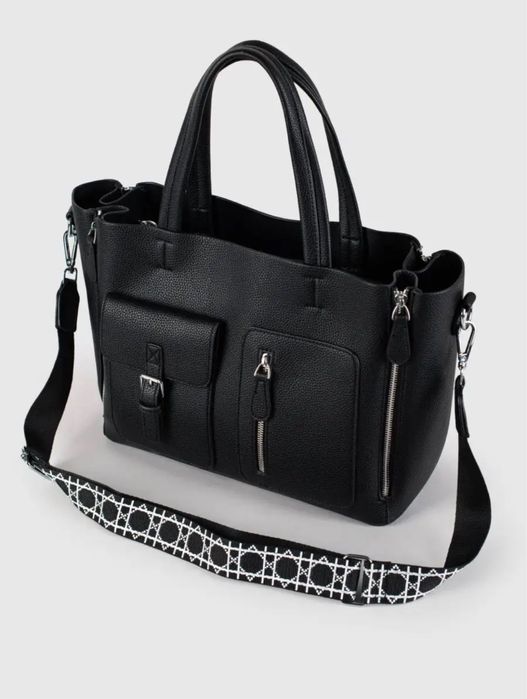 Вместительная, стильная сумка через плечо