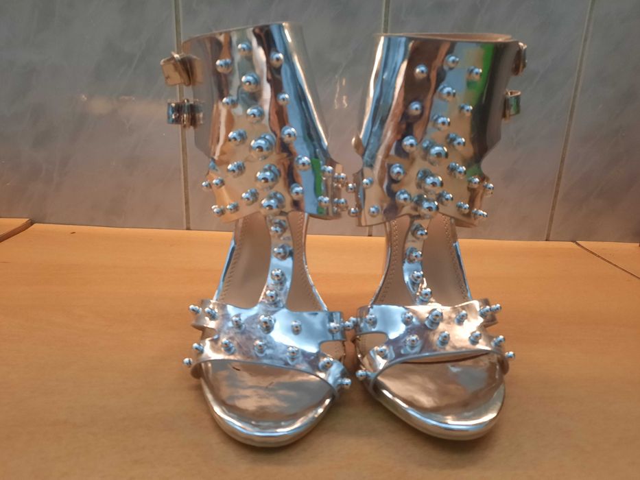 Papuci damă Xtissimo – mărimi 37–38, stare foarte bună