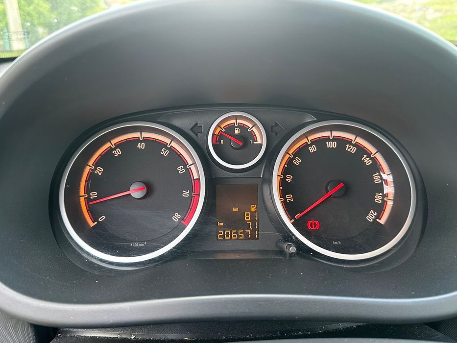 Opel corsa 1.4i
