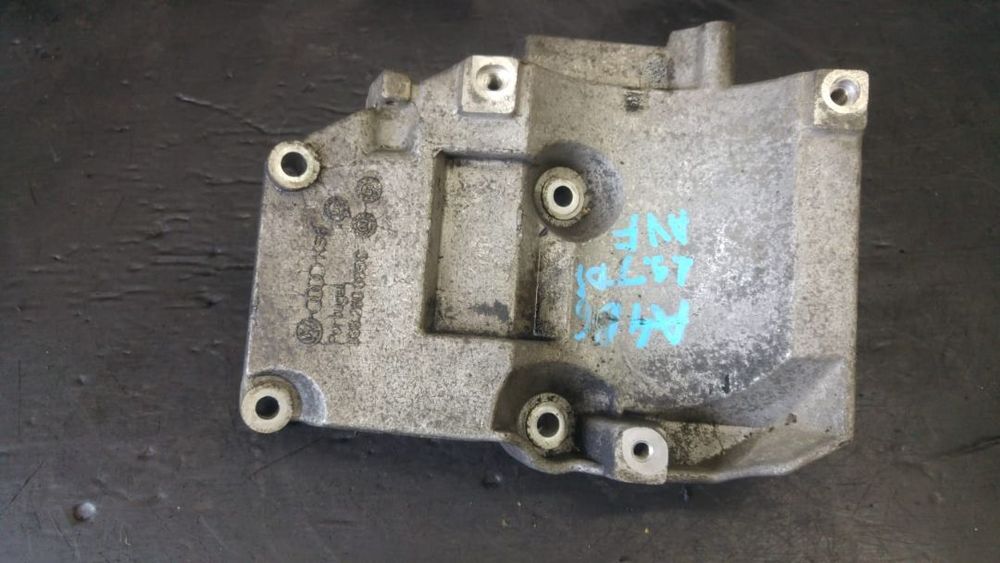 Suport compresor ac 1.9 tdi avf audi a4 b6 skoda superb vw passat b3 038260885c