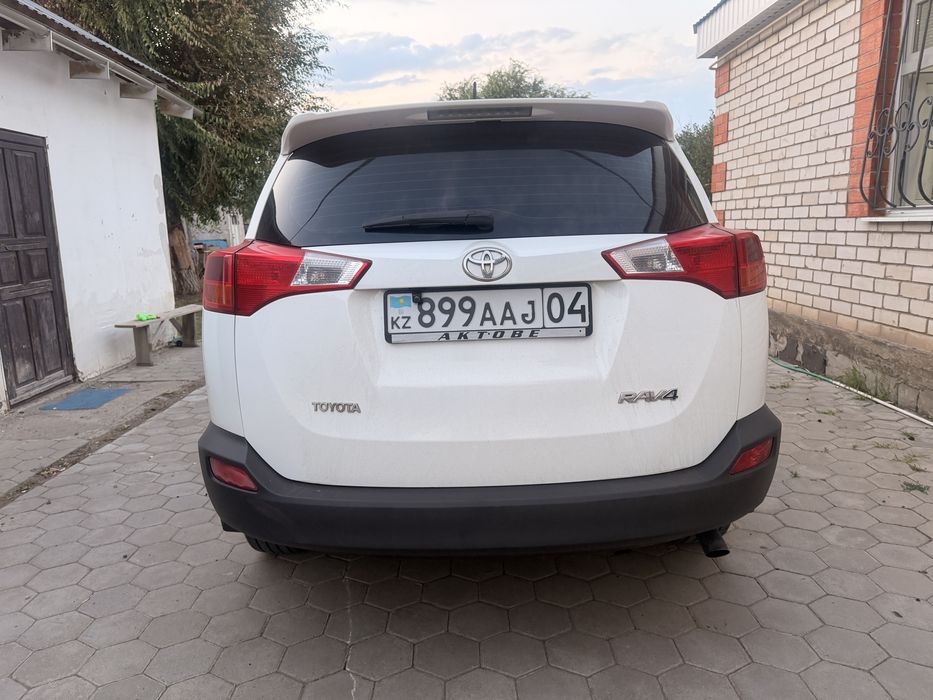 Продам автомобиль rav4