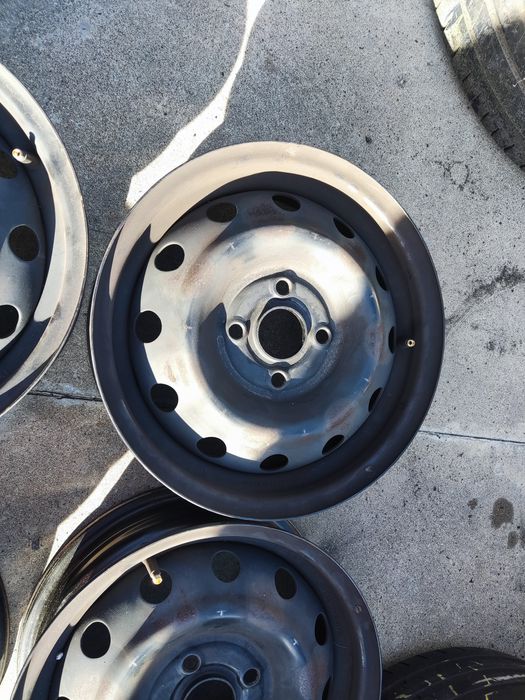 Оригинални джанти 14 ки 4x100 Hyundai Kia i10 i20