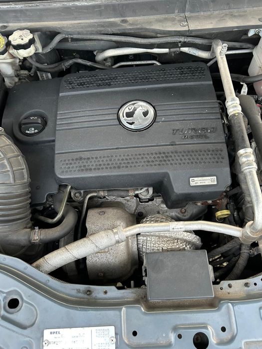 Planetară stânga față Opel Antara 2.2 cdti  cutie viteze manuală 4x4