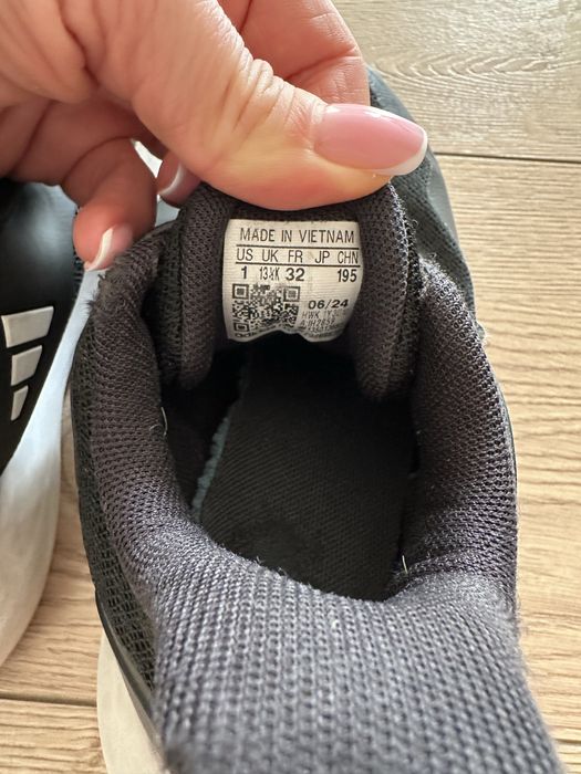 Кроссовки на мальчика adidas