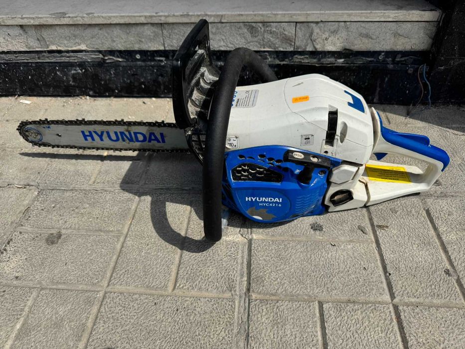 Бензинова резачка Hyundai HYC 4216, 1.8 к.с., 40 см