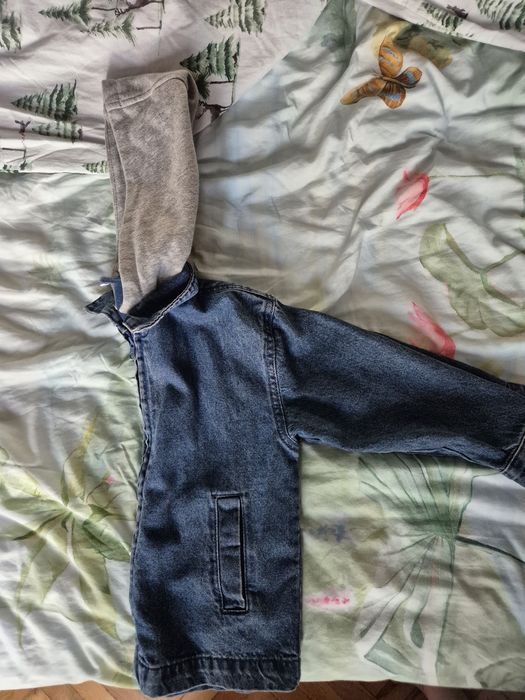 Две детски якета 110 и 98